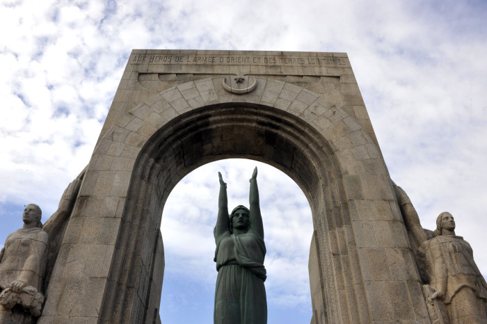 Monument Aux Morts De L'armée D'orient Et Des Terres Lointaines