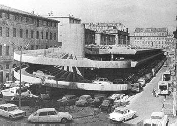 Cours Etienne d'Orves, Marseille, Provence, Cafés, Restaurants, Expos