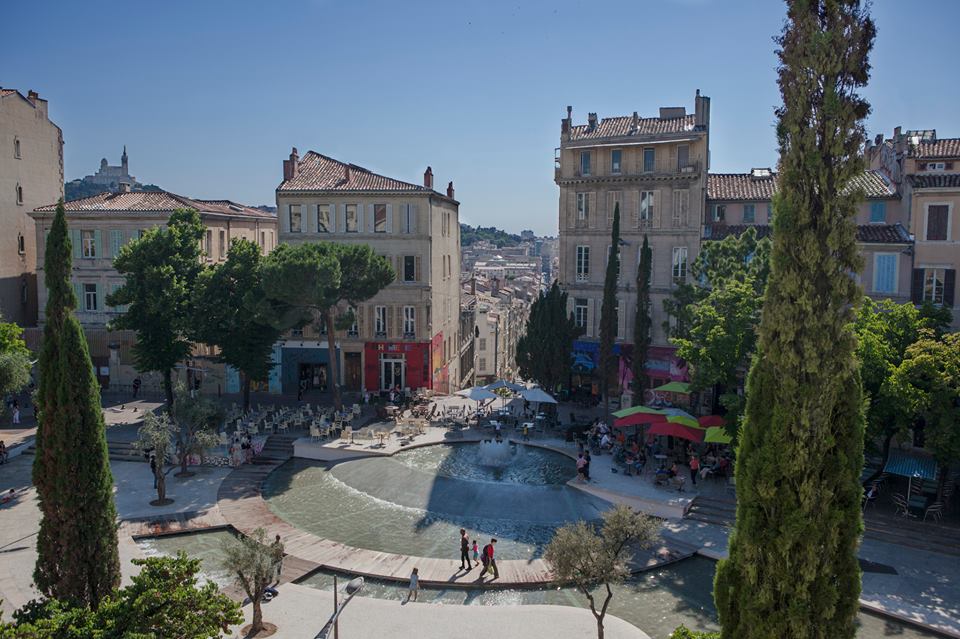 Fontaine du Cours Julien par Isabelle Linski