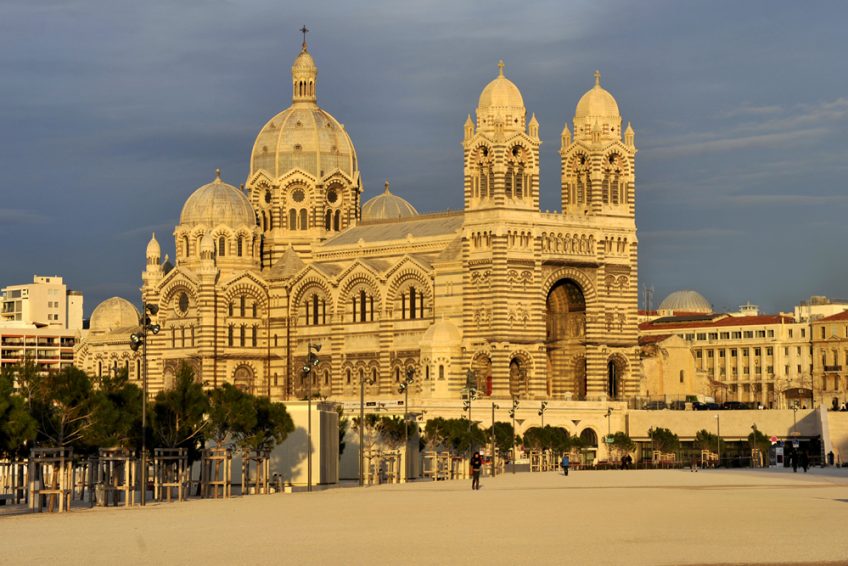 cath-drale-de-la-major-basilique-de-sainte-marie-majeure-marseille