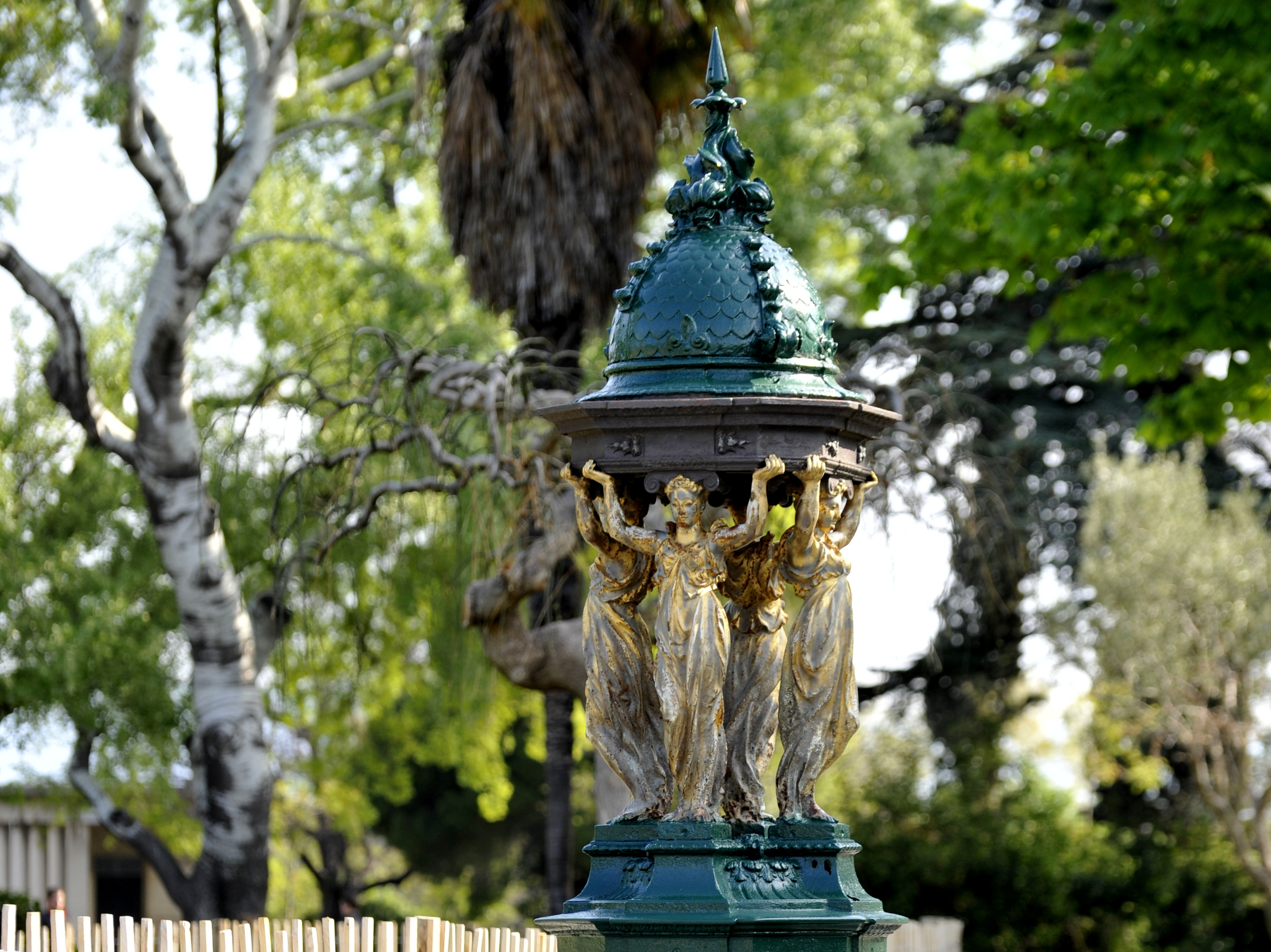 Fontaine Wallace du Parc Longchamp