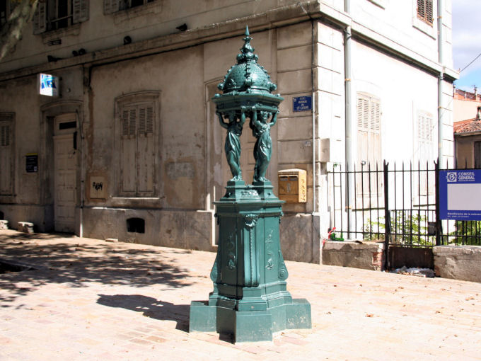 Fontaine Wallace de la Place Louis Goudard