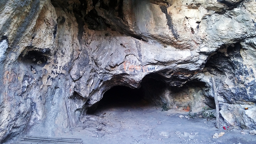 Grotte Rolland, le Repaire des Truands