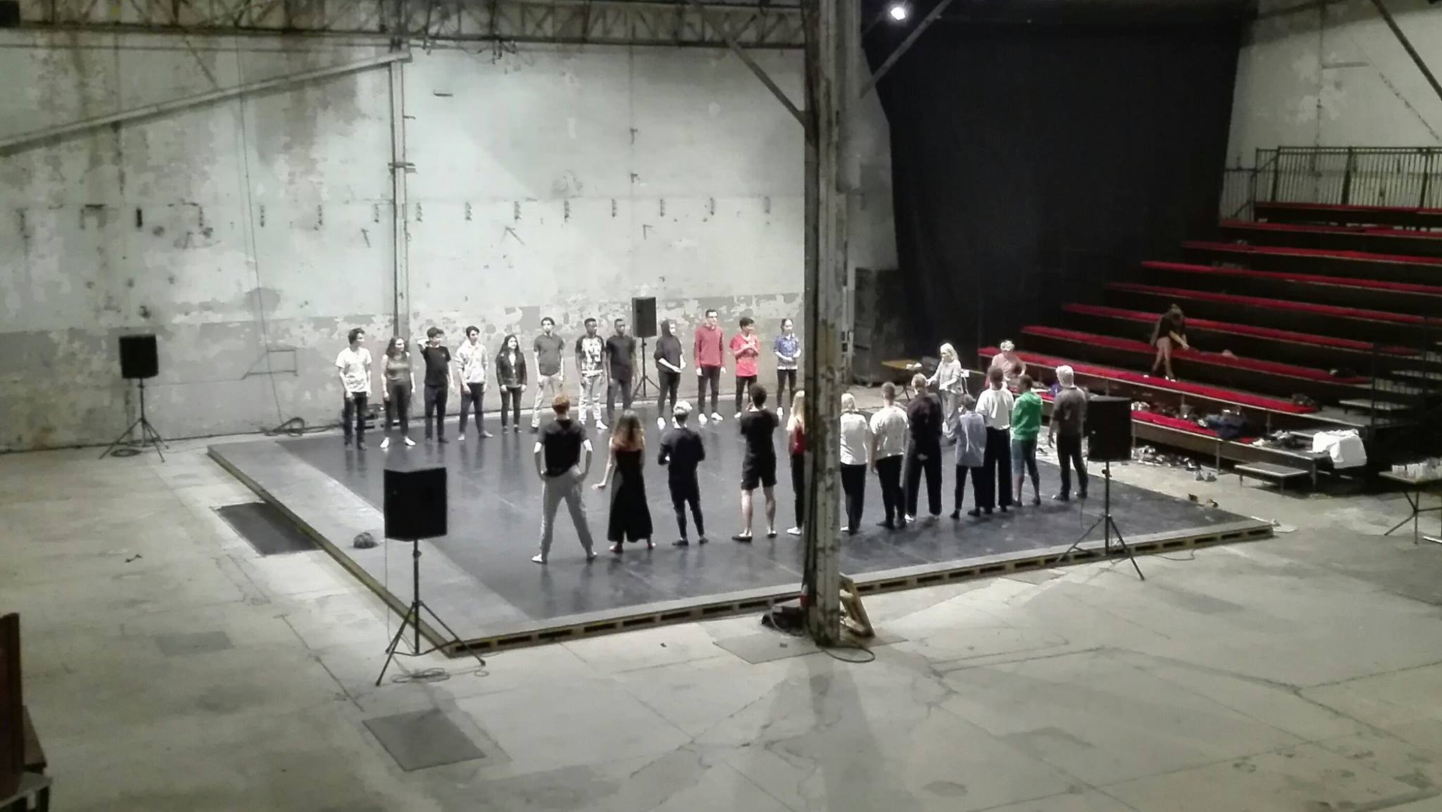 La Gare Franche, Maison d’Artistes, Théâtre & Curiosités