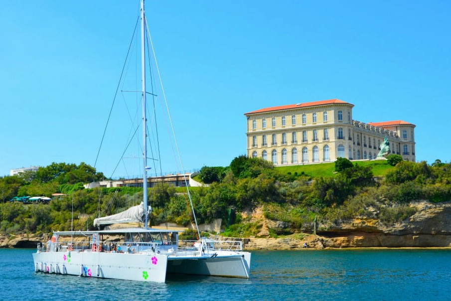 Le Levantin, Croisière en Maxi Catamaran