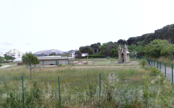 Ferme pédagogique Le Roy d'Espagne, Marseille chapelle-ex-voto-de-la-ferme-du-roy-d-espagne-marseille-2