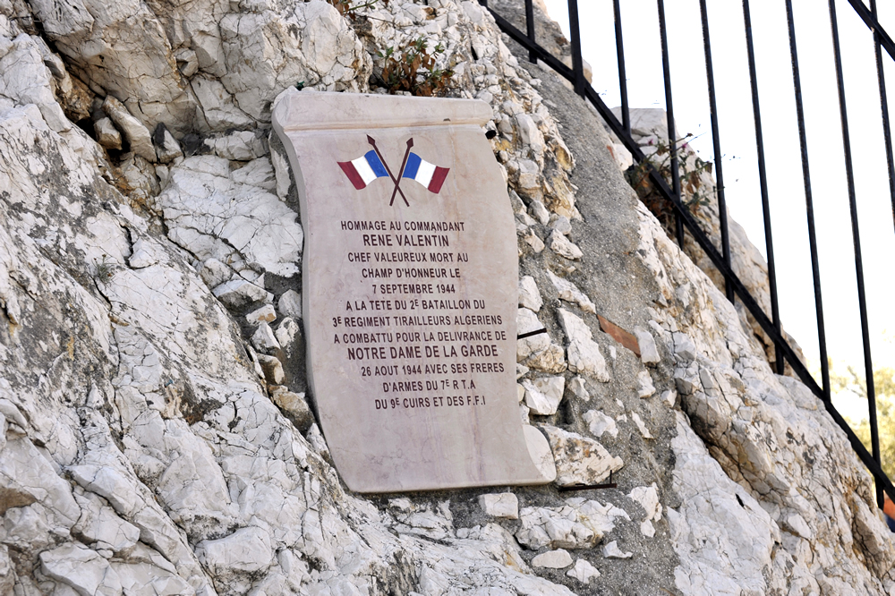 Hommage au Commandant René Valentin, Notre-Dame de la Garde