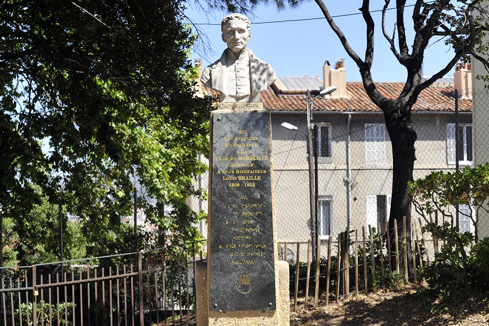 Statue de Louis Braille par Raoul Emily