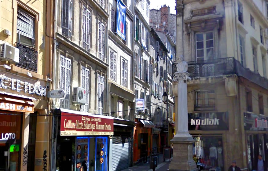 Colonne de Pierre Puget par Étienne Dantoine