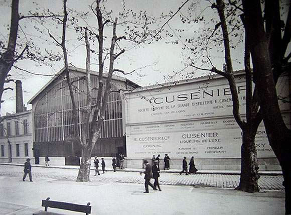 Usine Cusenier, antre du célèbre spiritueux