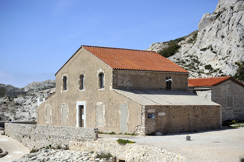 Infirmerie du Port de Pomeguès, Frioul