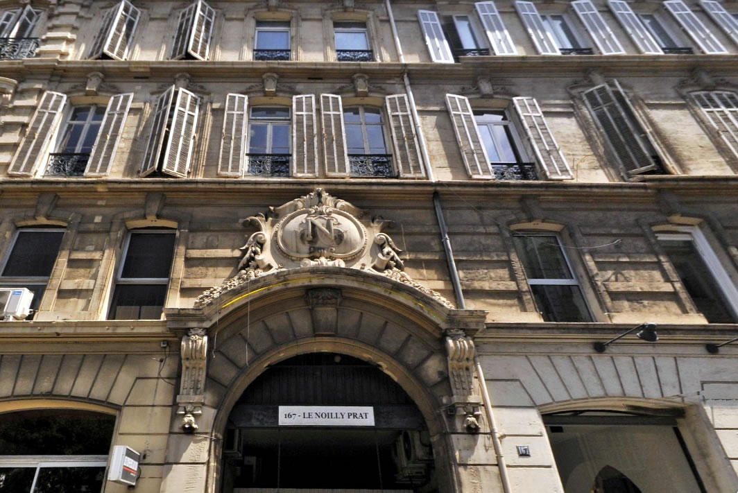 Établissements Noilly Prat, Rue Paradis