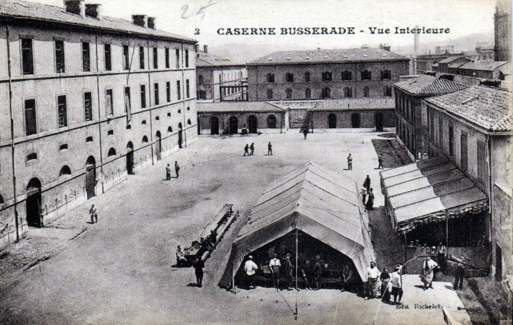Caserne Busserade et le Soldat Fernandel