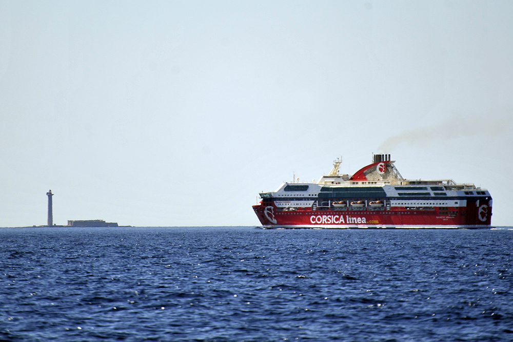 Le Castel Héritage, Ancien Siège de la SNCM, Agence de la compagnie générale Transatlantique, Marseille corsica-lines-croisieres-port-de-marseille