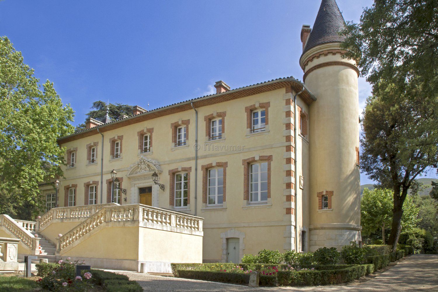 Château de Forbin, puissante famille de Provence