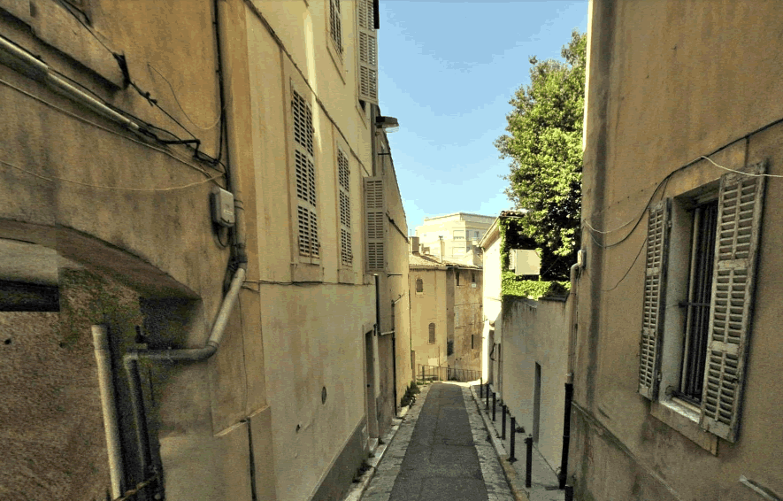 Rue des Brusques