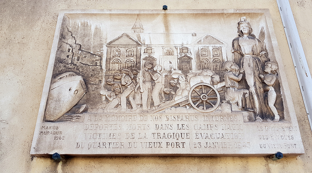 Plaque à la mémoire des évacués du Vieux-Port de 1943, Rafle de Marseille